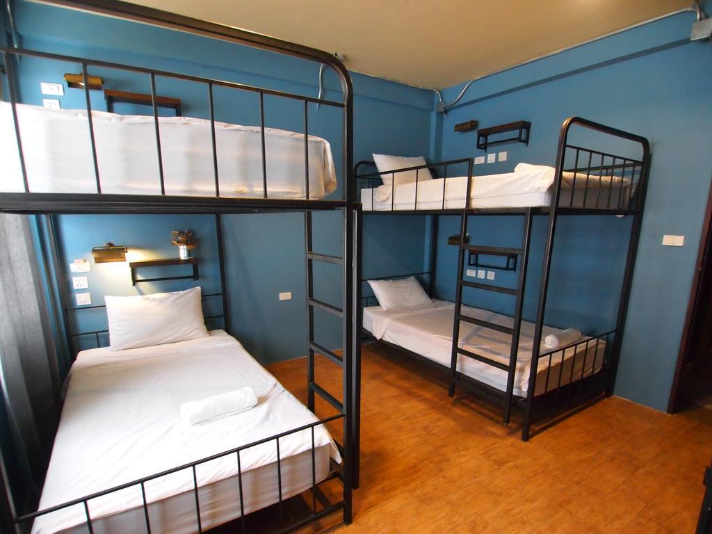 Niras Bankoc Hostel กรุงเทพมหานคร ภายนอก รูปภาพ