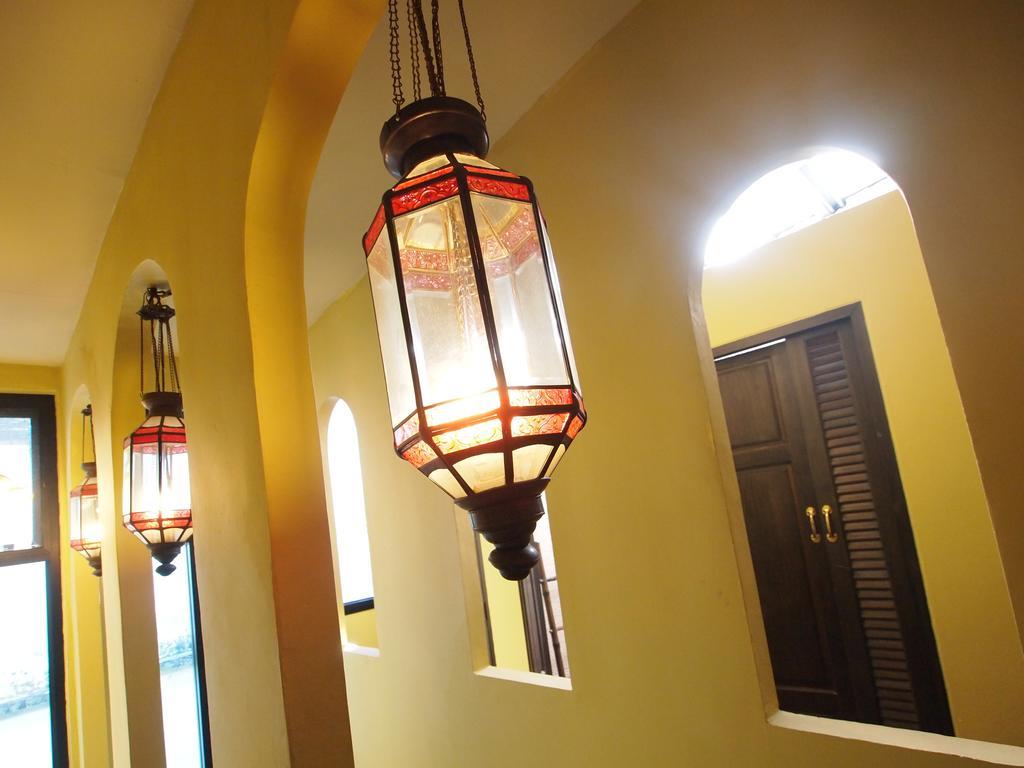 Niras Bankoc Hostel กรุงเทพมหานคร ภายนอก รูปภาพ