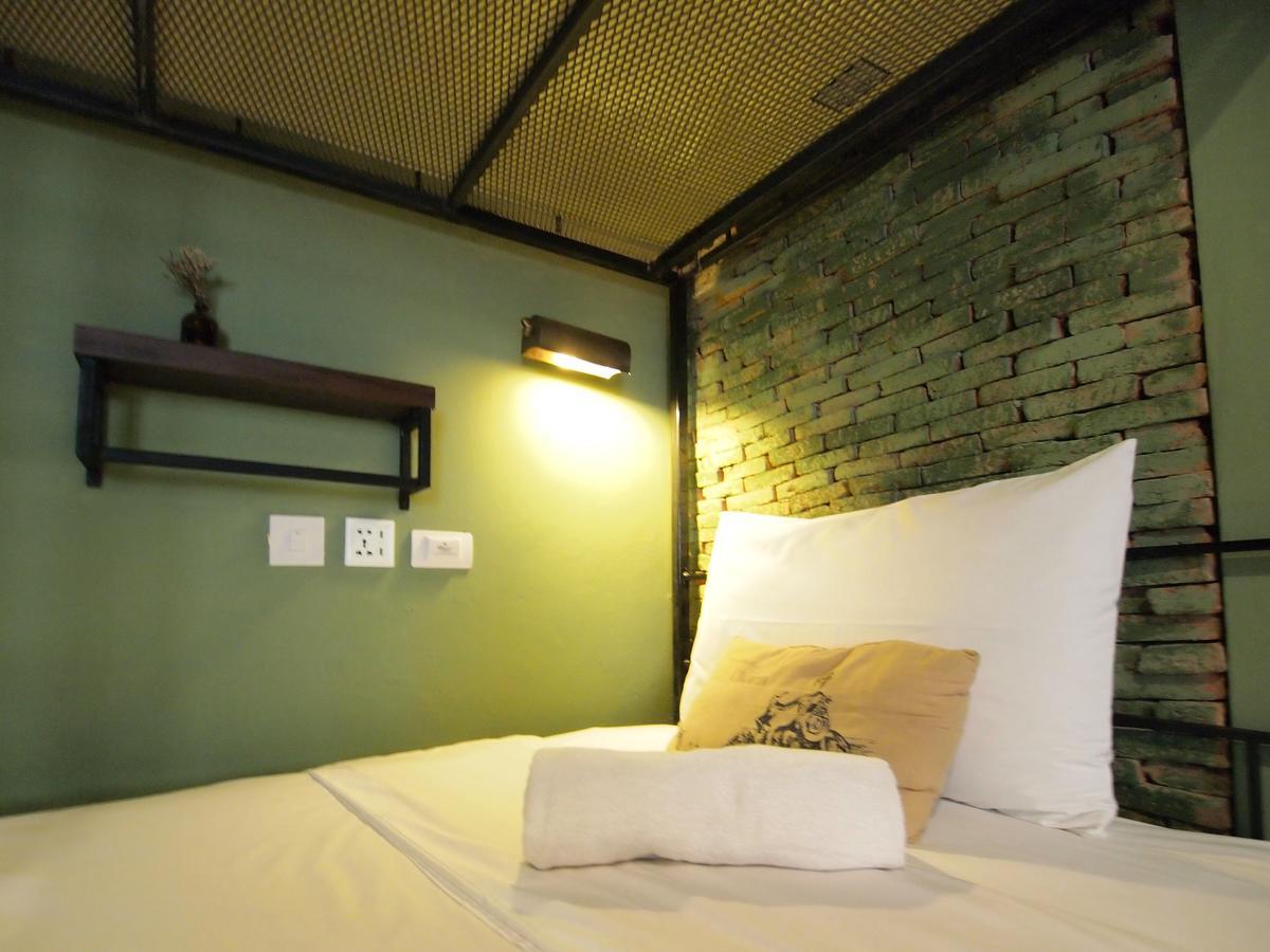 Niras Bankoc Hostel กรุงเทพมหานคร ภายนอก รูปภาพ
