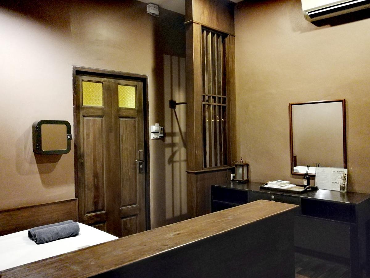 Niras Bankoc Hostel กรุงเทพมหานคร ภายนอก รูปภาพ