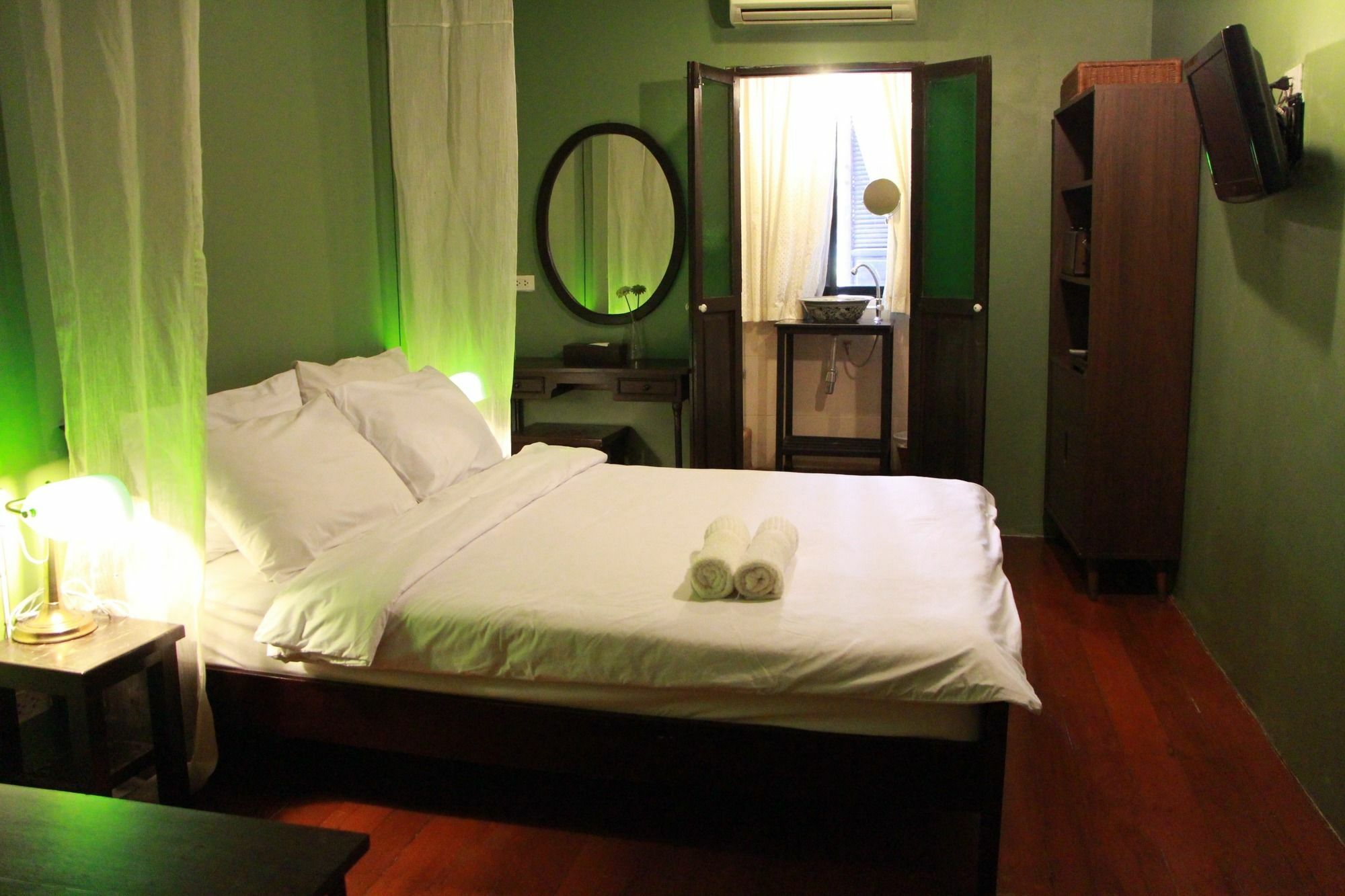Niras Bankoc Hostel กรุงเทพมหานคร ภายนอก รูปภาพ